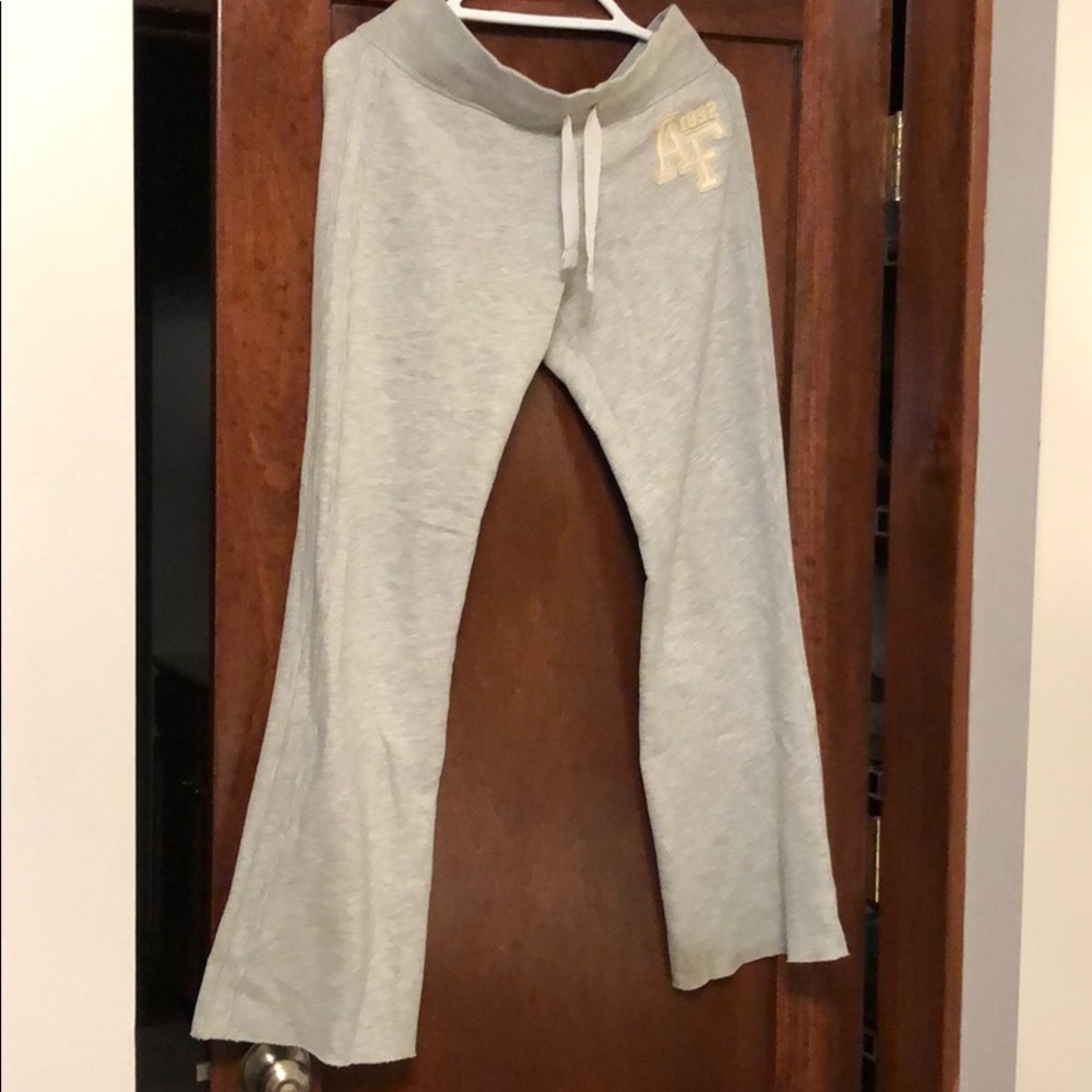 Abercrombie & Fitch gray small sweatpants
